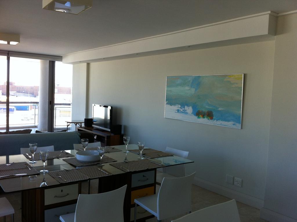 501 Canal Quays Cape Town Room photo